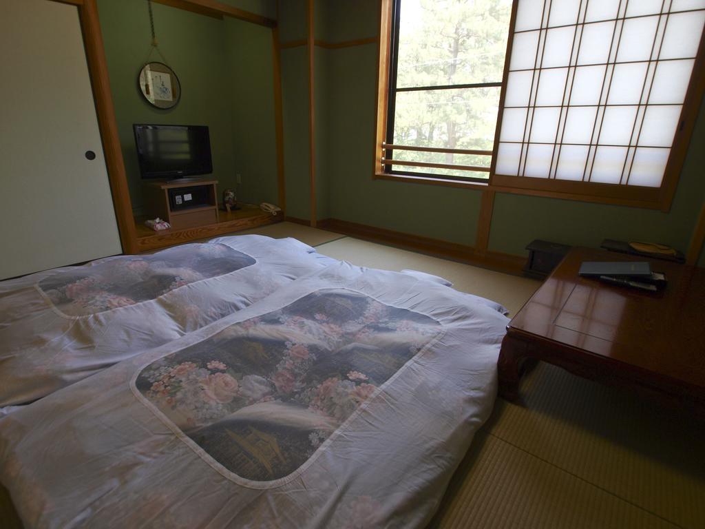 Sazu Onsen Yusho Hotel Kami  Værelse billede